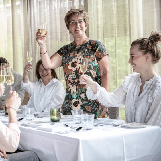 Feestelijke hapjes en drankjes van een arrangement op Landgoed Bijstervelt