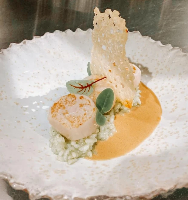 Dineren - voorgerecht - Coquille | chili risotto | saus van bouillabaisse